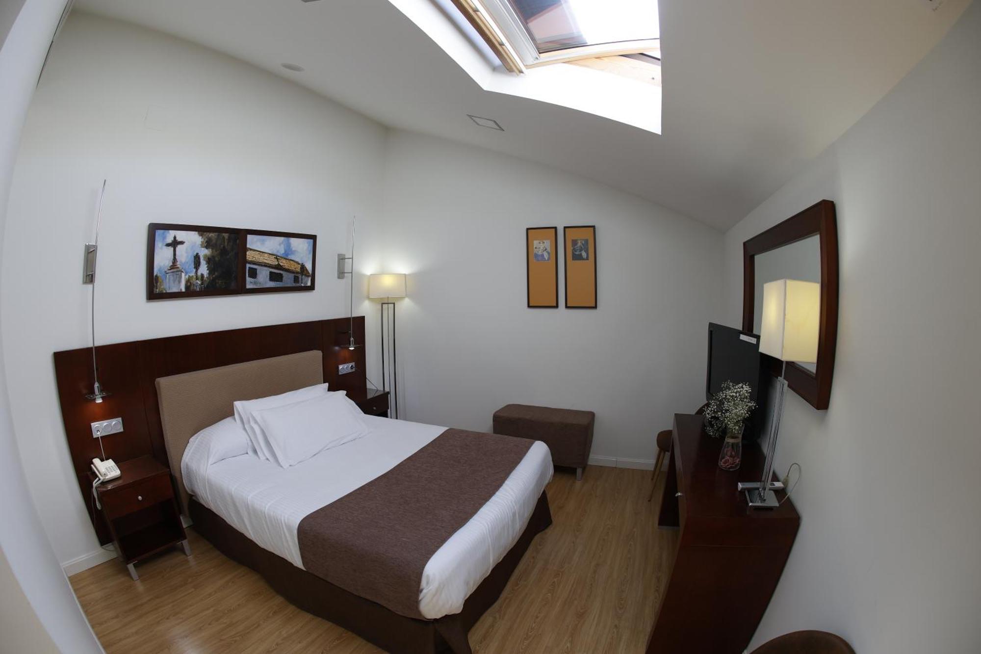 Hotel El Carmen Puente Genil Exterior photo